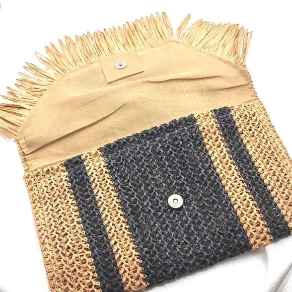 New Black & muted natural rattan color tropical vacation clutch - Picture 7 of 10